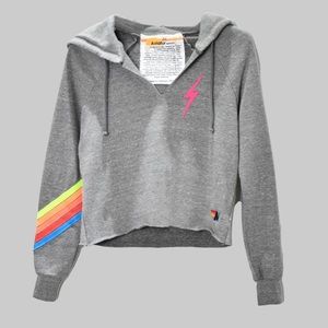 AVIATOR NATION BOLT STITCH CHEVRON 5 - SPLIT NECK RAGLAN PULLOVER CROP HOODIE